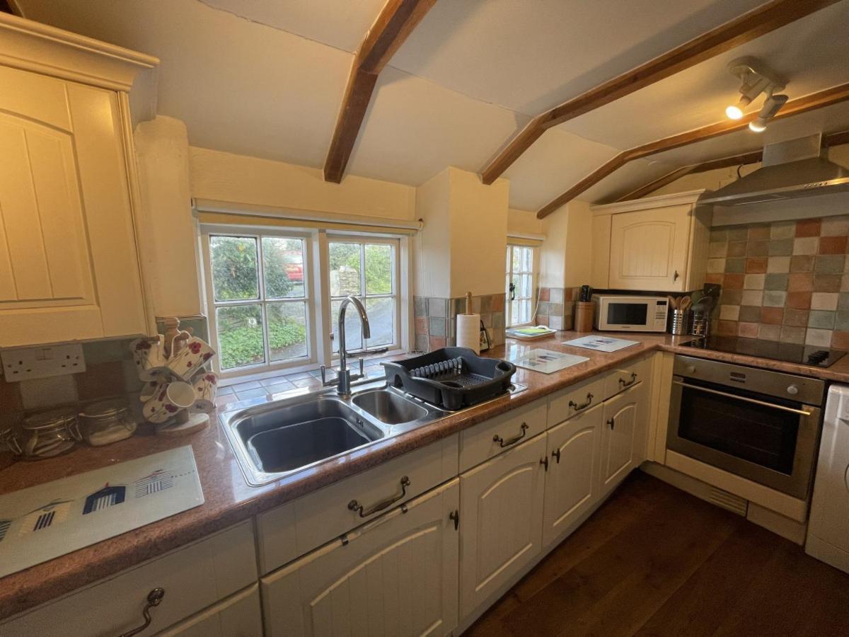 Lilac Cottage Tintagel Exterior photo